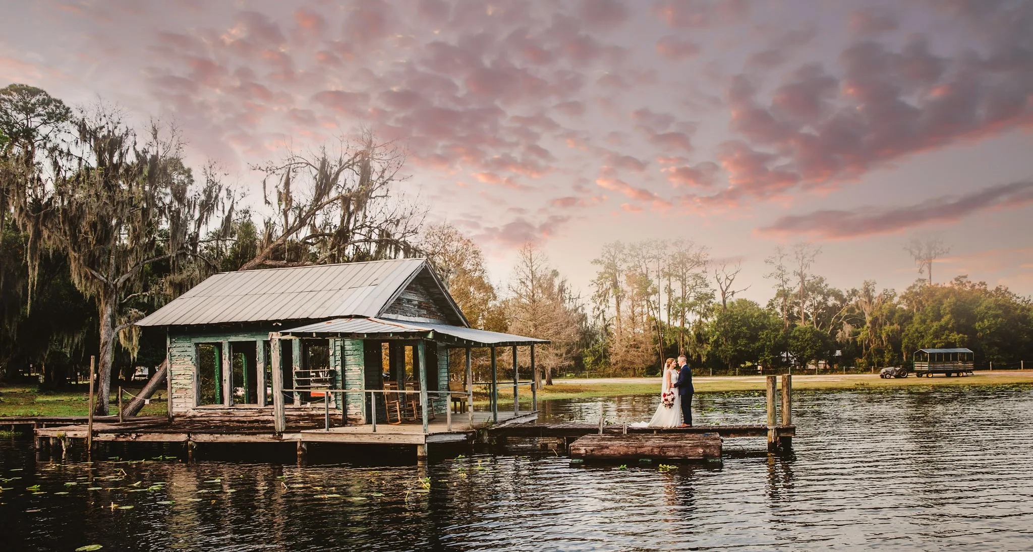 The Barn at Crescent Lakes - Preferred Venues Barn At Crescent Lake