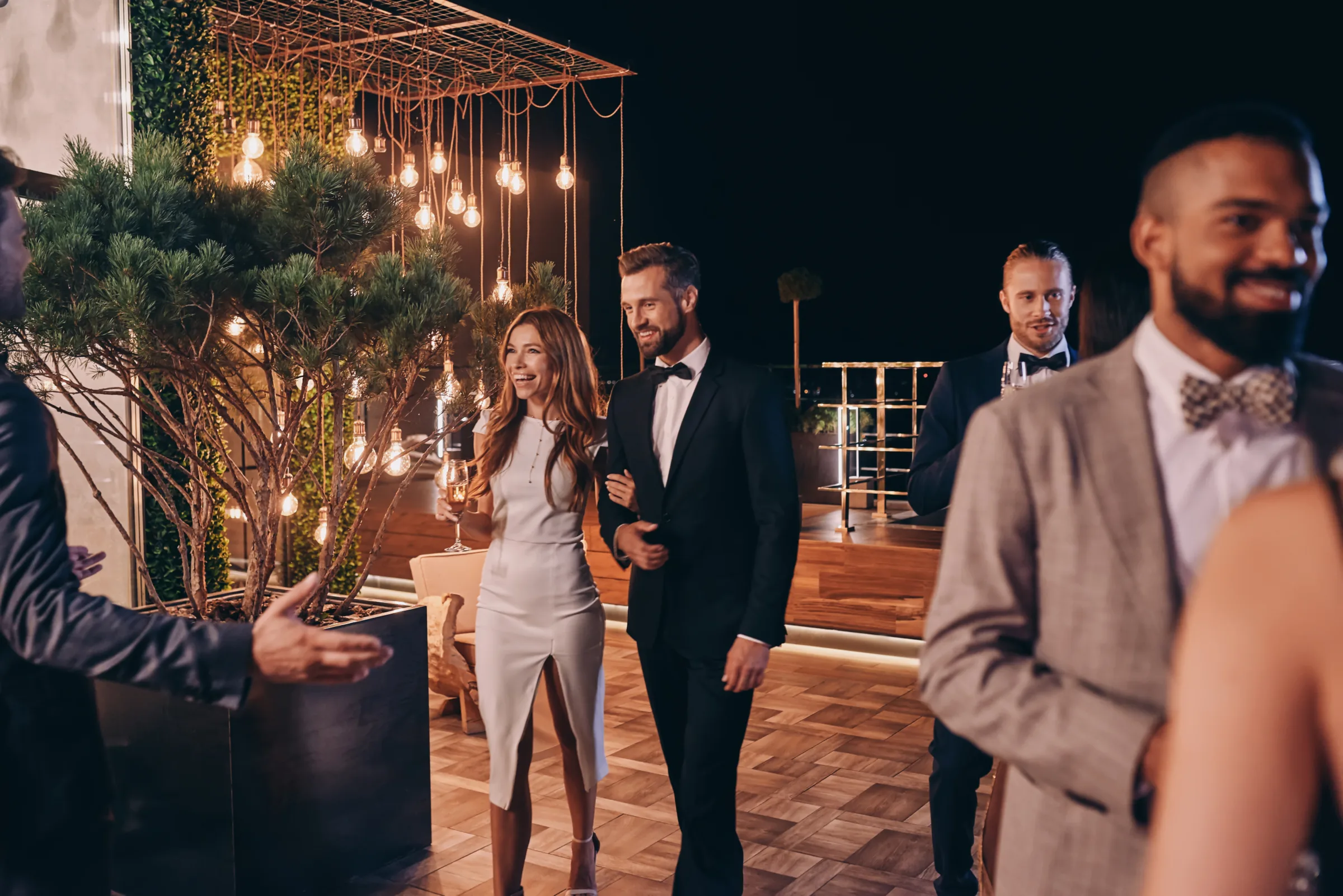 grand entrance to reception - A Wedding Reception Timeline from a DJ who's seen It All grand entrance to reception